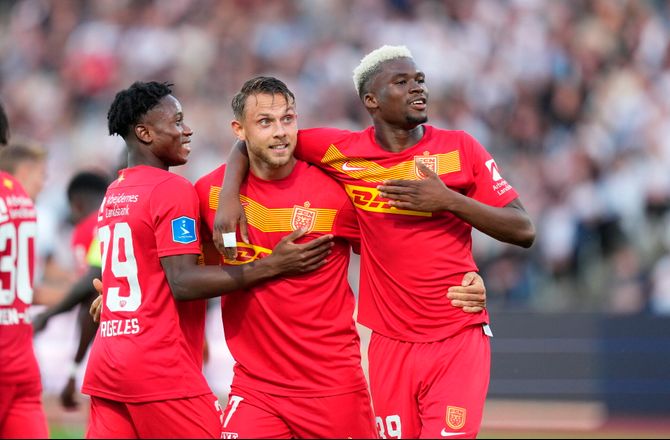 3F Superliga -Uskarpe AGF blev straffet af FCN i egen hule
