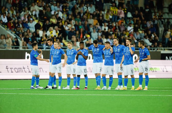 Betrideildin -Lyngby-træner bliver erstattet af landsmand i Klaksvik