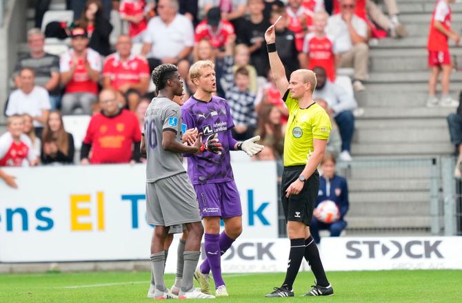 3F Superliga -Karantæner: Tre mand sidder over i Superligaen
