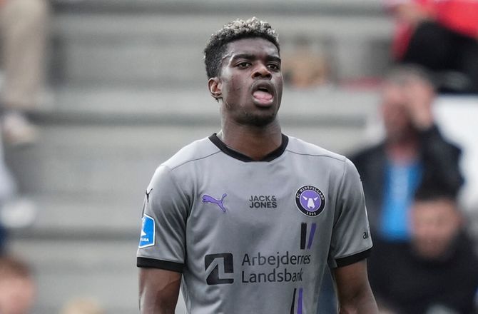 3F  Superliga -FCM-stopper tæt på skifte til Slovakiet