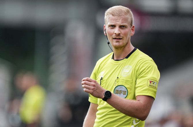 3F Superliga -Superliga-dommer på vej tilbage: Chokerende oplevelse