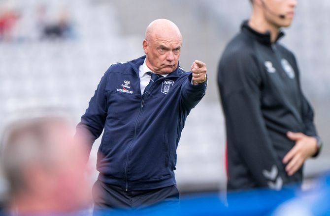 3F Superliga -Rösler savner straffespark og rødt kort til SIF