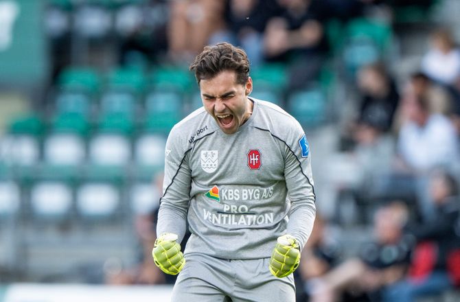 3F Superliga -Djukic om kontrakt: Jeg har ikke afvist noget som helst