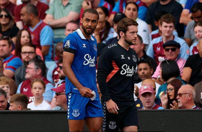 Premier League -Dyche melder Everton-profiler ude