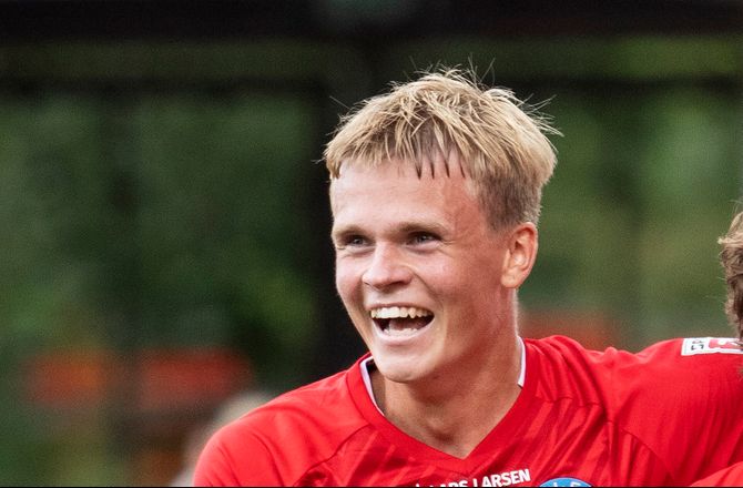 Æresdivisionen -Søren Tengstedt blev helten i Holland 