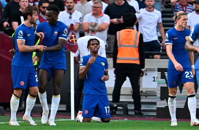 Premier League -Medie: Chelsea afviser ’fornærmende’ bud fra Dortmund