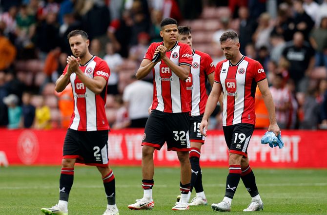 Premier League -Osula gik i kirke med danske talenter: Det giver styrke