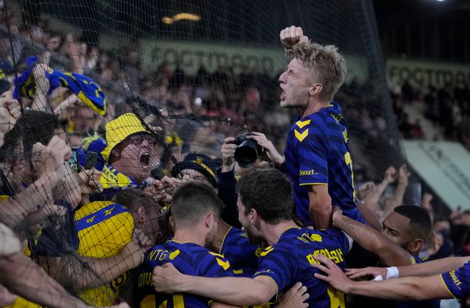 3F Superliga -Daniel Wass jagter guldet: Går ikke grædende i seng