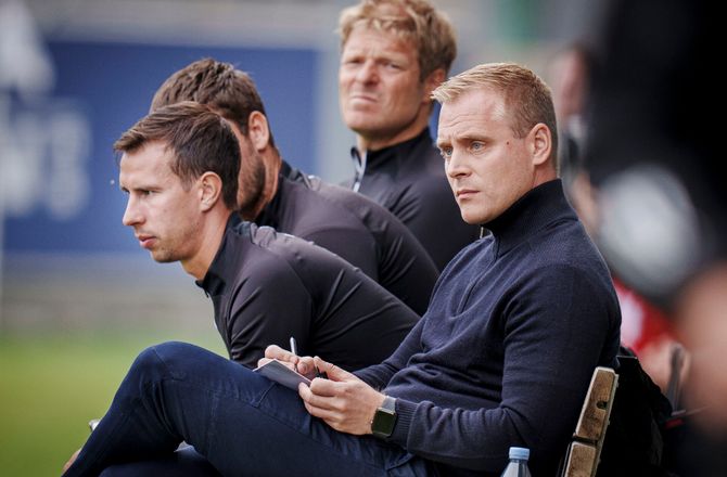 ECL -Hoff Thorup skifter på én position til Fenerbahce-brag