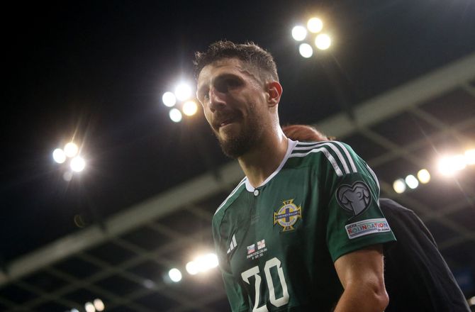 International -Watford-koryfæ stopper karrieren som 34-årig