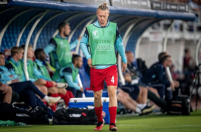Danmark -LIGE PÅ: Simon Kjær og Yussuf Poulsen er ikke toneangivende mere