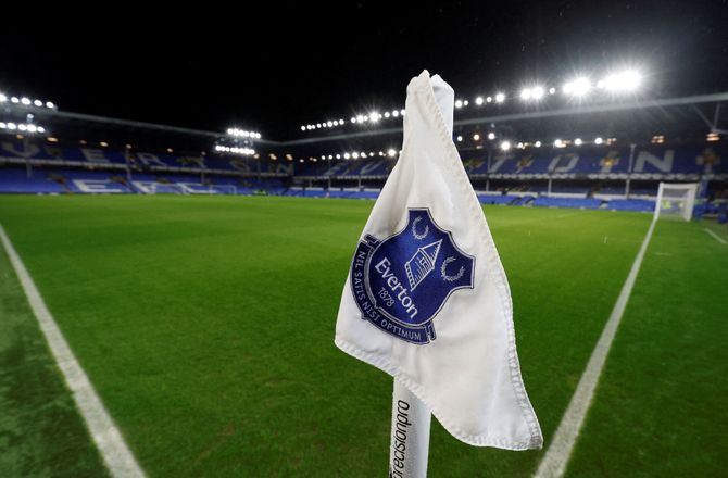 Premier League -Investor i pengeproblemer: Everton søger rådgivning