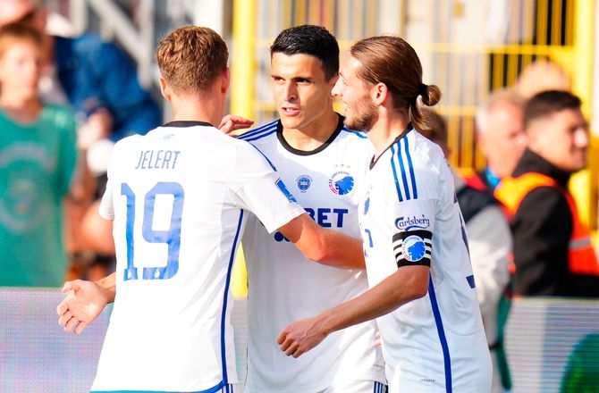CL -FCK forsøgt vækket med fyrværkeri: Helt forkert hotel