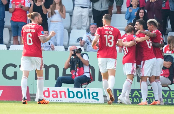 3F Superliga -Vejle-handel kollapser