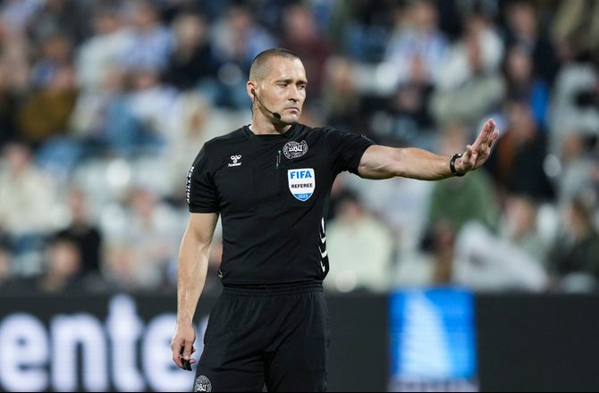 3F Superliga -Kristoffersen dømmer AGF-FCK