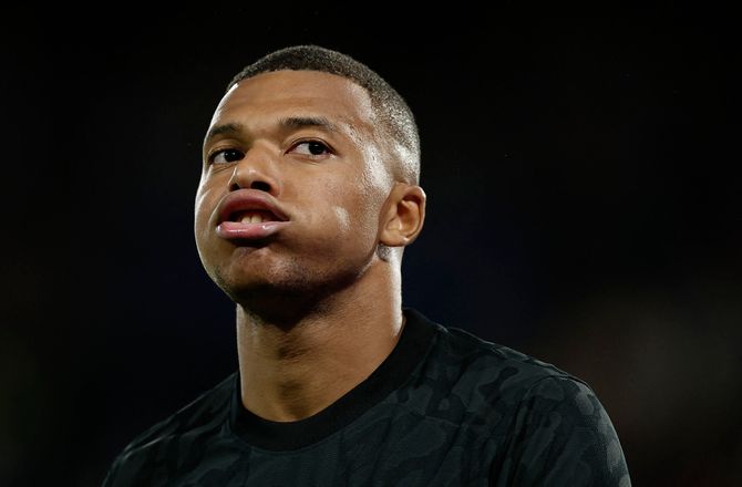 Ligue 1 -Mbappés bagland afviser: Ingen aftale med Real