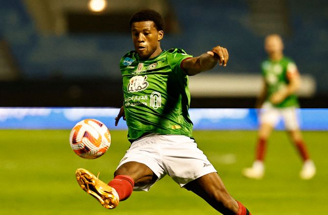 International -Wijnaldum om gammelt interview: Hold mig ude af det