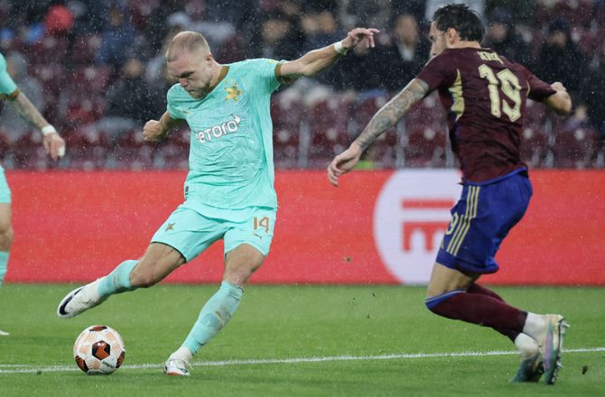 Ekstraklasa -Mick van Buren blev Cracovias redningsmand