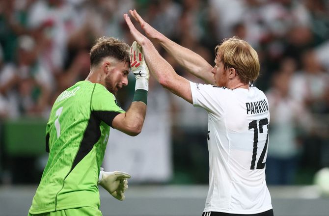ECL -Legia-spiller tiltalt for vold mod Alkmaar-personale