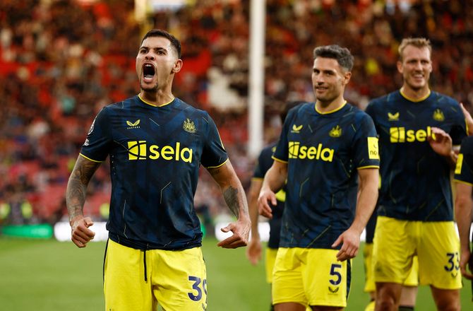 Premier League -Se målene her: Otte forskellige målscorere i Newcastles nedslagtning