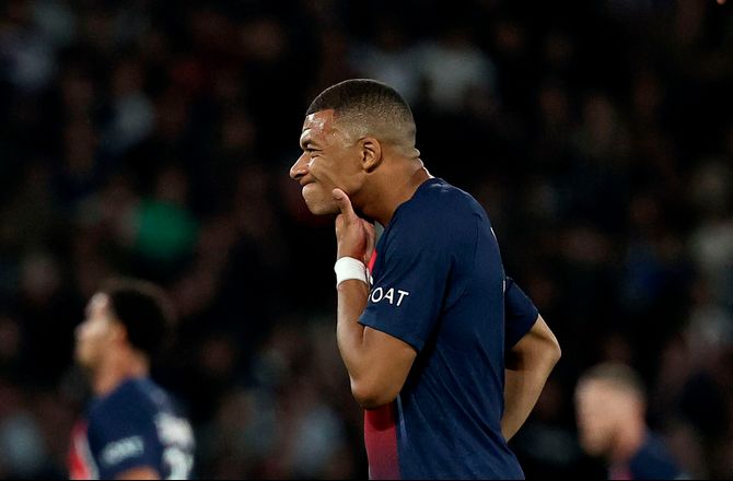 Ligue 1 -Mbappé udgik med skade: Ikke et seriøst problem