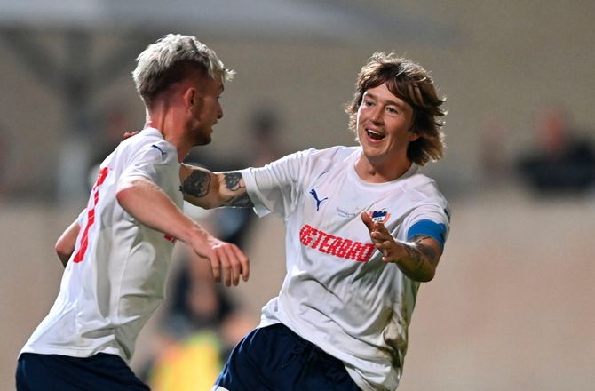 Betinia Liga -B.93-boss hylder Thomsen: Én af de spillere
