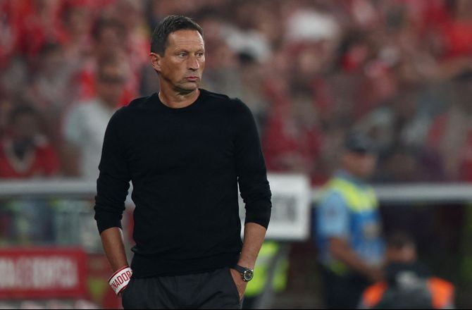 Bundesliga -Roger Schmidt afløser Jürgen Klopp i Red Bull