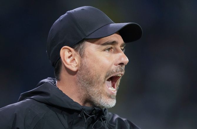 Danmark (k) -Lyngby-chef advarer kvindelandsholdet: De kan blive smadret