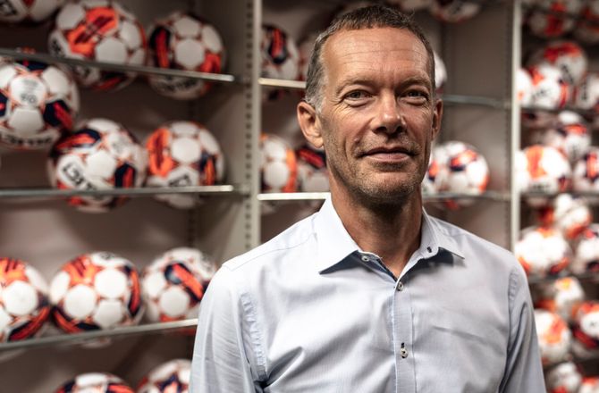 Danmark (k) -DBU forlader Viborg: Kvindelandsholdet er for hele Danmark