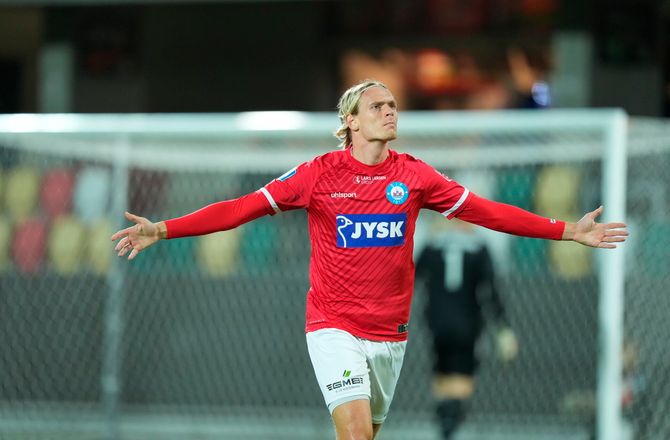 3F Superliga -Se SIF-islænding score ægte hattrick på under 10 minutter