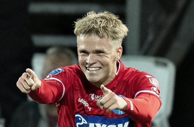 Æresdivisionen -Tengstedt alene på toppen i Æresdivisionen