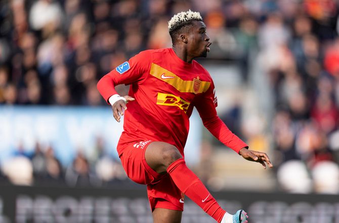 3F  Superliga -Medie: Nagalo er på blokken hos hollandsk storklub