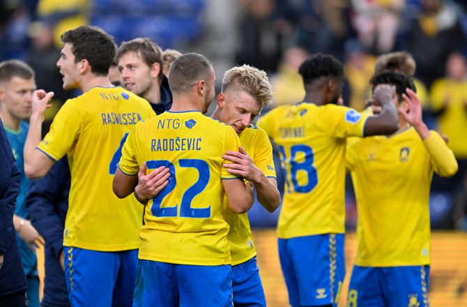 3F Superliga -Brøndby har langt færre kampe end FCK og FCN: Ikke nogen fordel