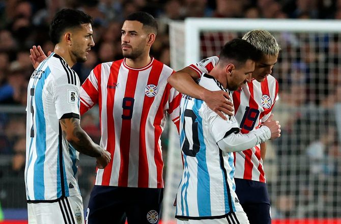 International -Messi efter spytklat: Ved ikke hvem knægten er 