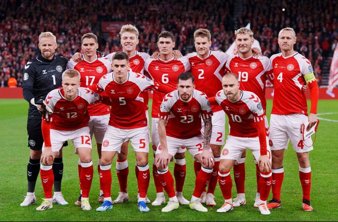 EM -Schweiz roser Danmark og Hjulmand: Vil gerne spille fodbold