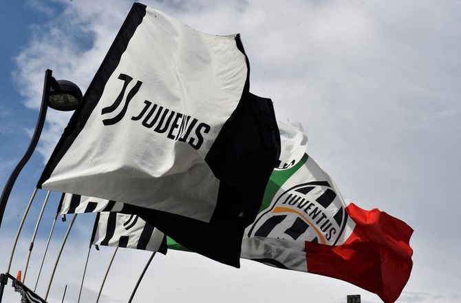 Serie A -Juventus-boss stopper