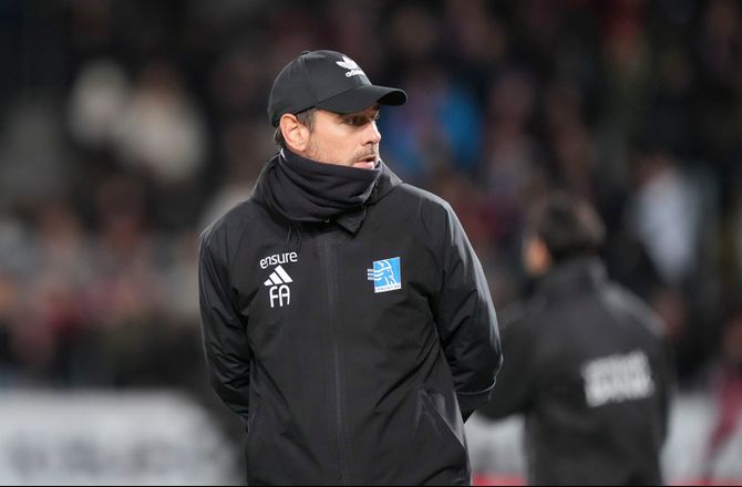 3F Superliga -Viborg bejler til Lyngby-træner