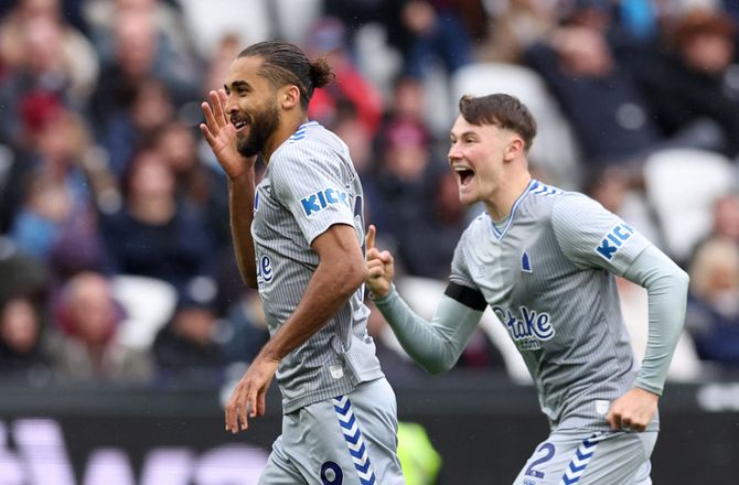 Premier League -Calvert-Lewin rundede milepæl i smal sejr over West Ham
