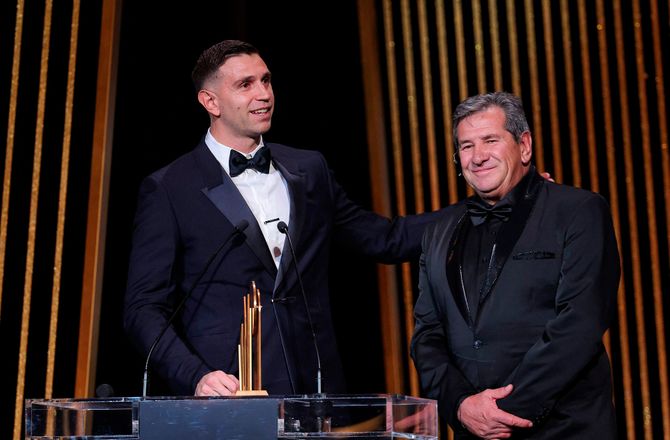 Premier League -Emiliano Martinez er verdens bedste målmand 