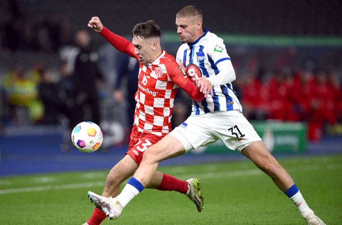 2. Bundesliga -Fra Tyskland til Ungarn: Hertha-forsvarer skifter landshold