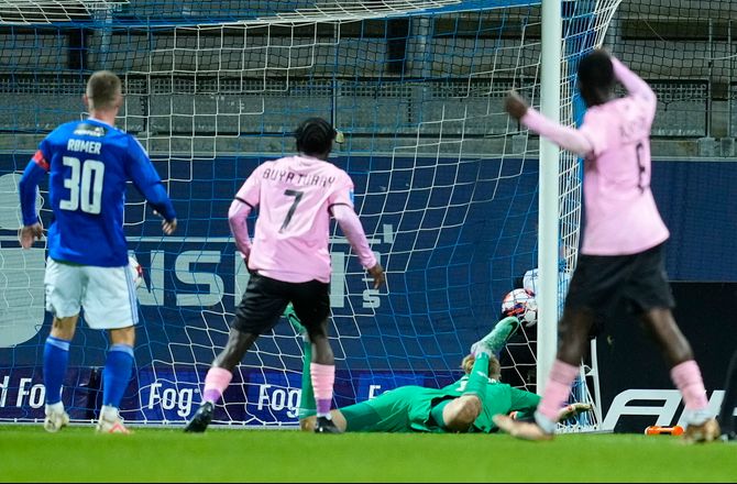 3F Superliga -Lyngby var bedre end OB: Vildt vi står uden tre point