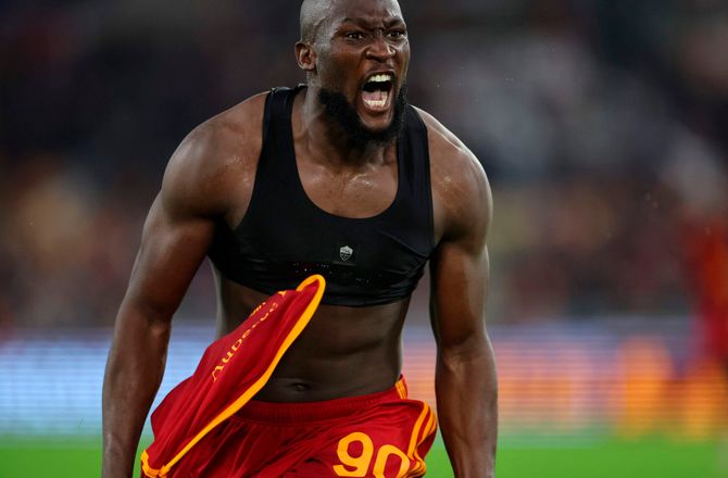 Serie A -Lukaku førte an i vildt overtidscomeback for Roma