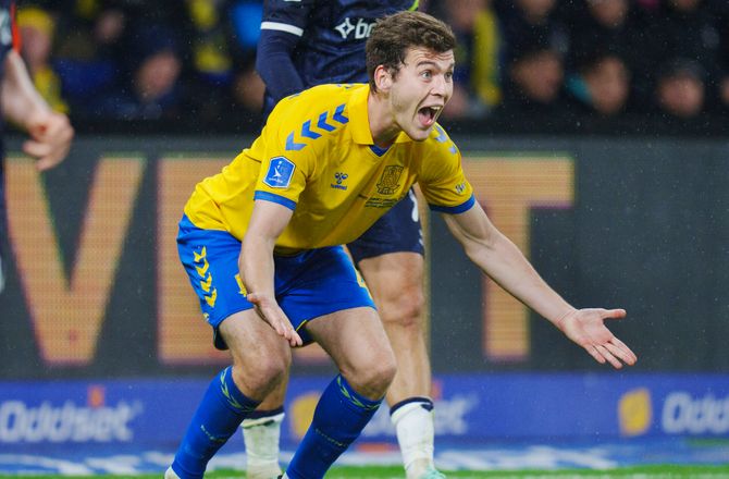 3F Superliga -Brøndby-træner: Han fortjener landsholdsdebut