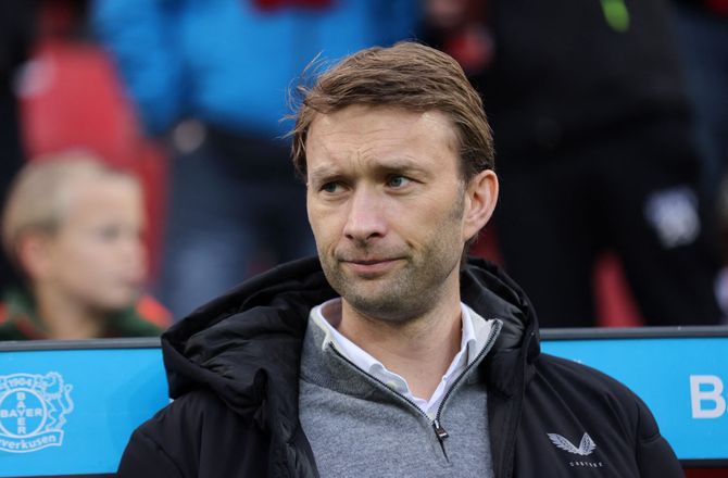Bundesliga -Leverkusen-boss lukker sag efter ’wanker’-tilråb