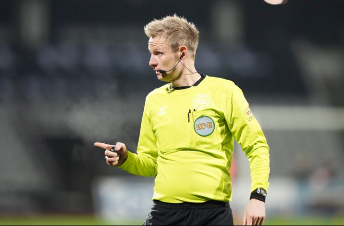 3F Superliga -Jørgen Daugbjerg Burchardt stopper som Superliga-dommer