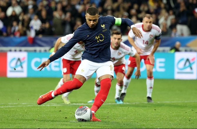 VM kval. UEFA -Deschamps om Mbappé: Betændelse i anklen