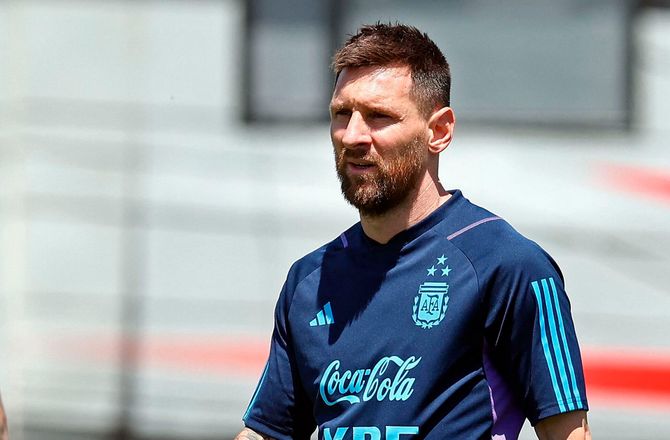 VM kval. CONMEBOL -Brasilien-boss er bekymret inden første Messi-møde