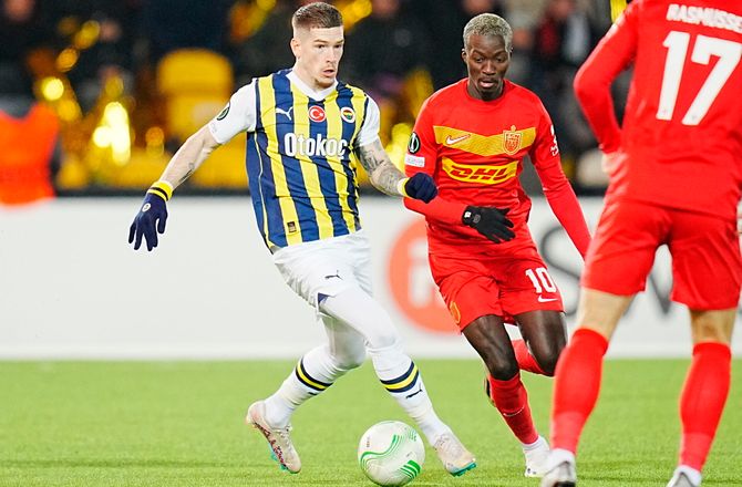 Fenerbahce -Fenerbahce ophæver med eks-Rangers fløj