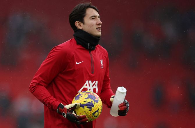 Premier League -Liverpool forlænger og udlejer keeper til Irland