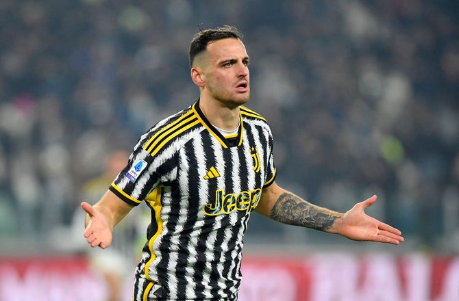 Serie A -Juventus-stopper skal under kniven